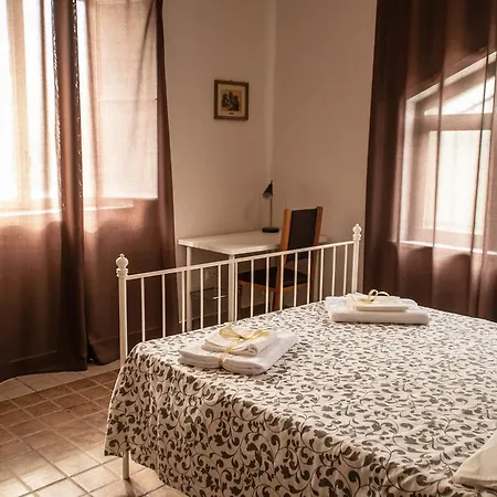 Ferienhaus Etna Yellow *